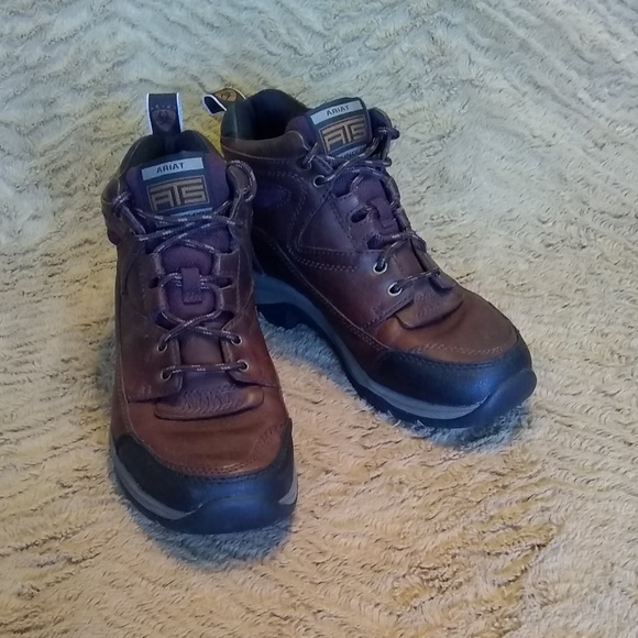 Ariat Shoes - Ariat Terrain Cordovan Endurance Boots